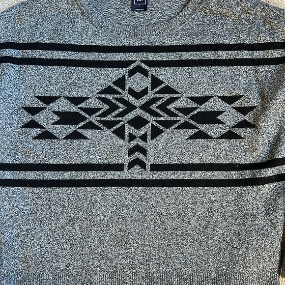 Gap Brooklyn Aztec Print Heathered Gray Sweater  Size Large - Picture 3 of 9